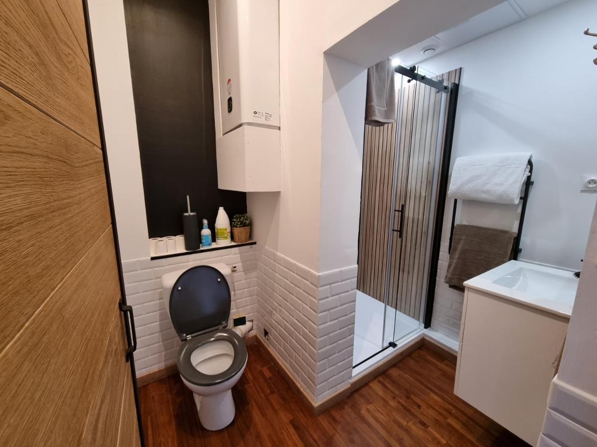 Comme Un Air De Chez Soi Apartment Calais Luaran gambar
