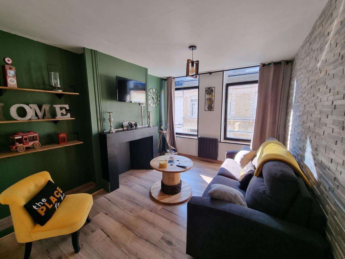 Comme Un Air De Chez Soi Apartment Calais Luaran gambar