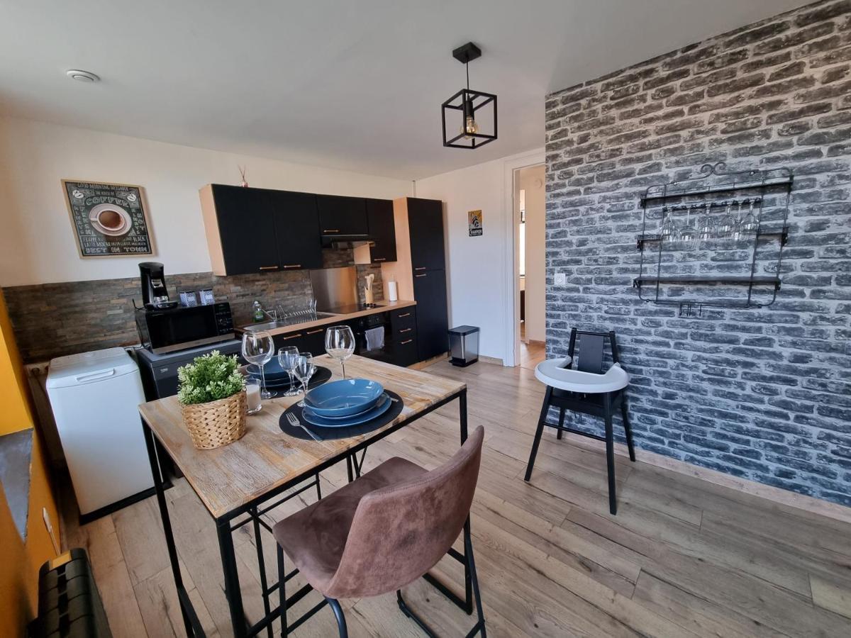 Comme Un Air De Chez Soi Apartment Calais Luaran gambar